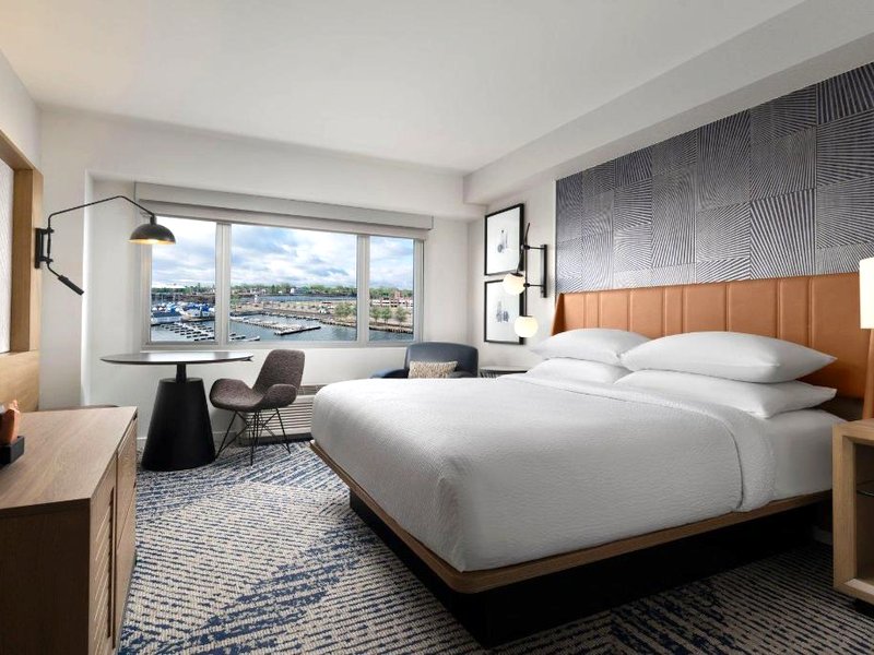 Sheraton Erie Bayfront Hotelの写真