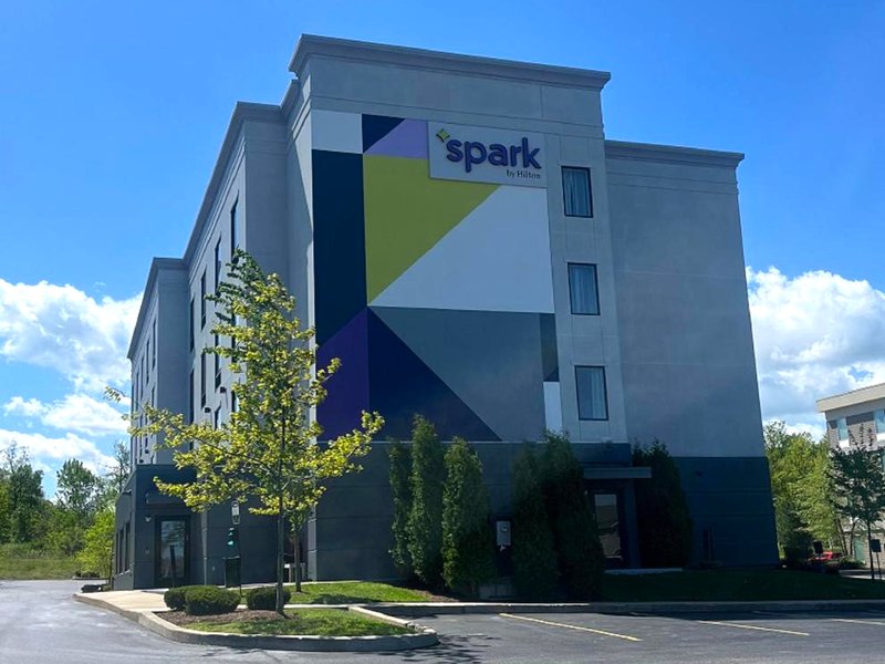 Spark by Hilton Erieの写真