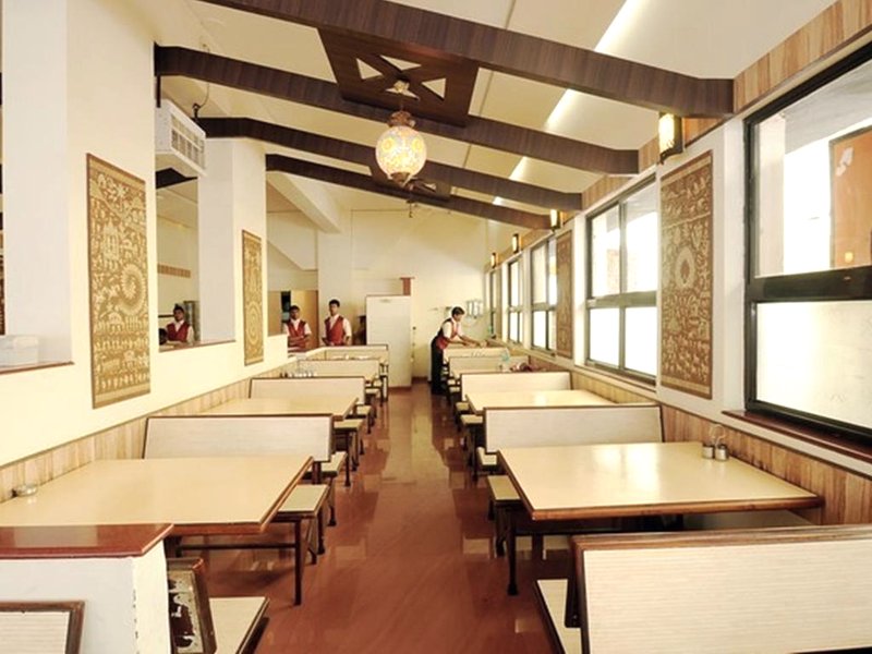 ホテル パンクファティ ヤトリ (Hotel Panchvati Yatri)の写真