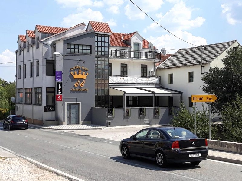 Ćilin Ćemer (Cilin Cemer)の写真