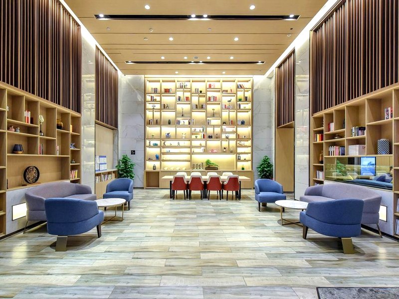 Lavande Hotel Nanchong Xihua Shidaの写真