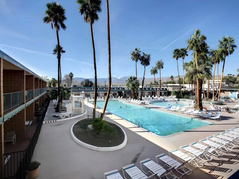 デザート ホット スプリングス スパ ホテル (Desert Hot Springs Spa Hotel)の写真