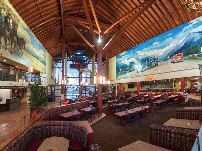 スーパー 8 バイ ウィンダム シャーウッドパーク エドモントン エリア (Super 8 By Wyndham Sherwood Park/Edmonton Area)の写真