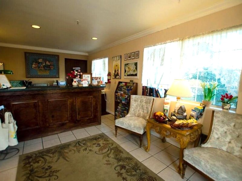 Tulip Inn Mount Vernonの写真