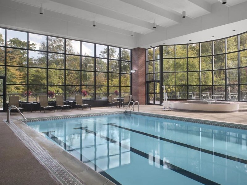 シェラトン スイーツ アクロン カヤホガ フォールズ (Sheraton Suites Akron Cuyahoga Falls)の写真