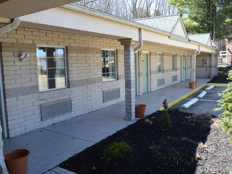 Economy Inn Cuyahoga Fallsの写真