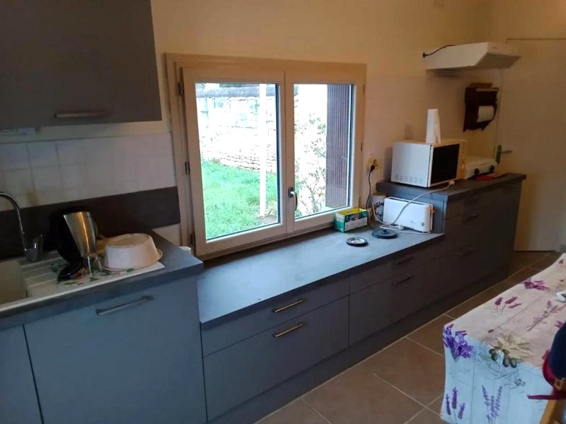 Maison conviviale avec jardin à Raslay, 80 m² (Maison conviviale avec jardin a Raslay, 80 m²)の写真