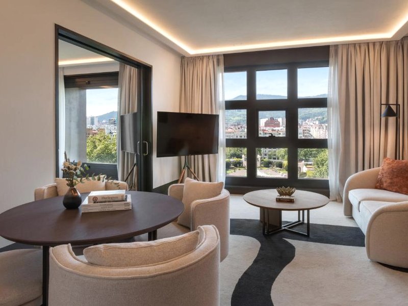 メリア ビルバオ (Meliá Bilbao)の写真