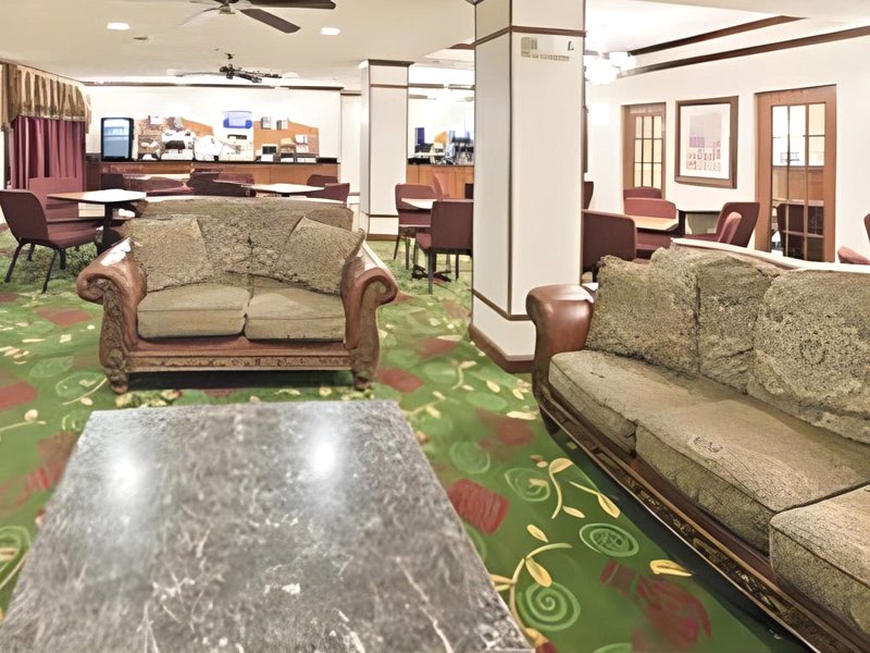 Holiday Inn Express & Suites Plainview by IHGの写真