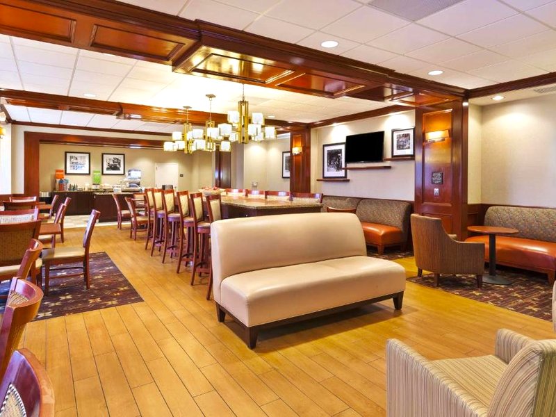 Hampton Inn Detroit/Southgateの写真