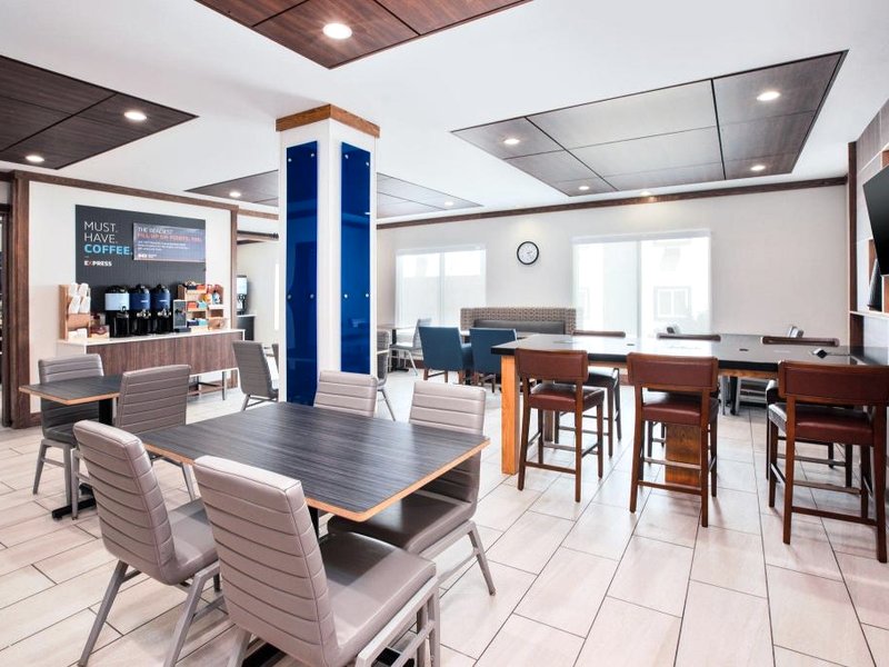 Holiday Inn Express Buffalo By IHGの写真