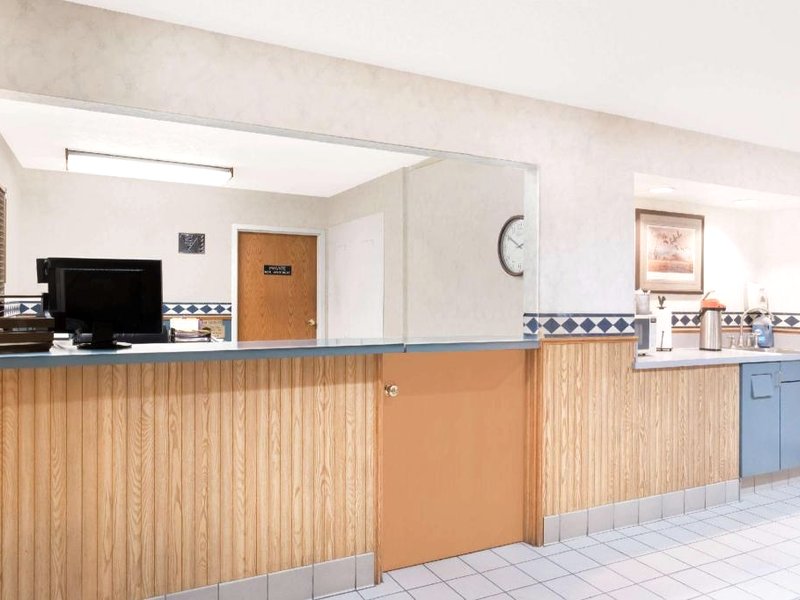 Super 8 By Wyndham Merrillville/Gary Areaの写真