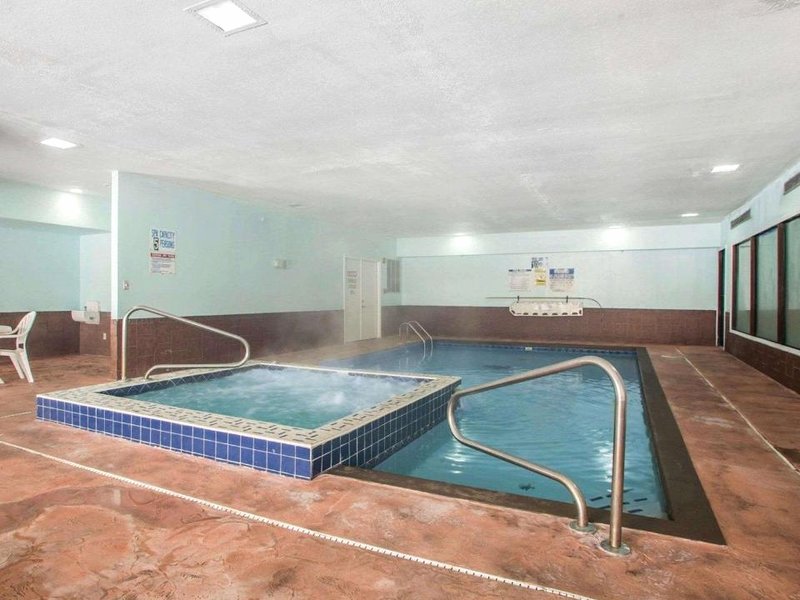 クオリティ イン (Quality Inn)の写真