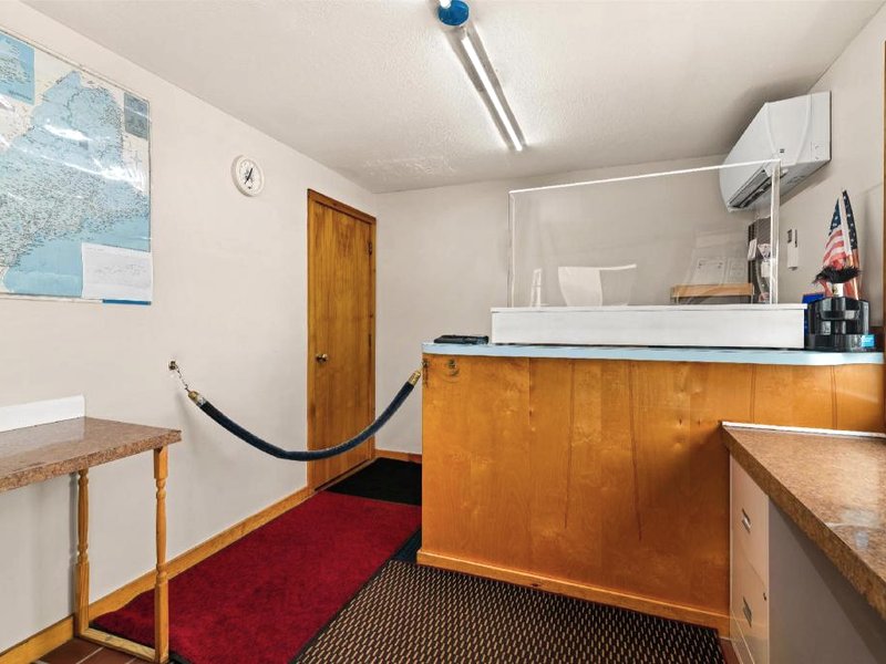 アメリカズ ベスト バリュー イン ビデフォード ポートランド (Americas Best Value Inn Biddeford Portland)の写真