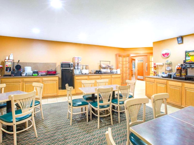 ラマダ バイ ウィンダム スピリット レイク オコボジ (Ramada by Wyndham Spirit Lake/Okoboji)の写真