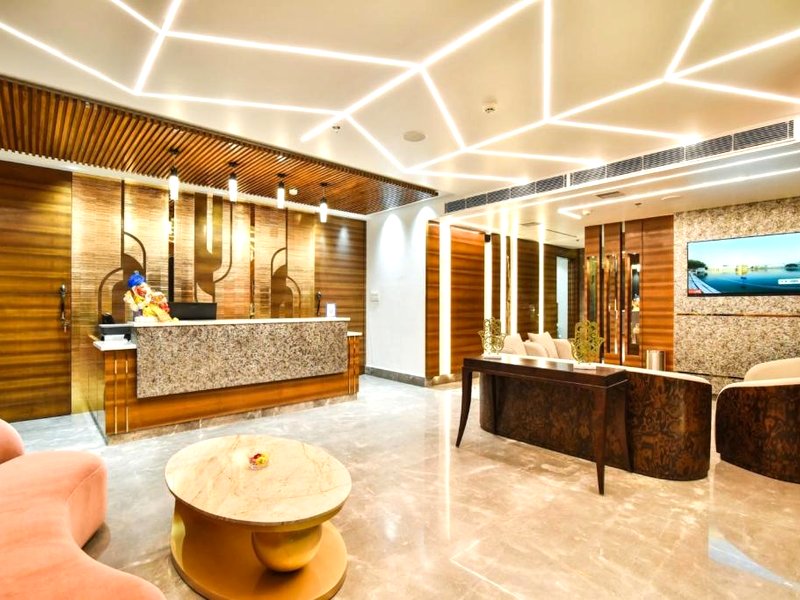 Hotel AK Continental Amritsar Just 900 mtr From Golden Templeの写真