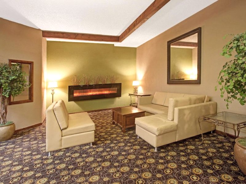 スーパー 8 バイ ウインダム ウィート リッジ デンバー ウェスト (Super 8 By Wyndham Wheat Ridge/Denver West)の写真