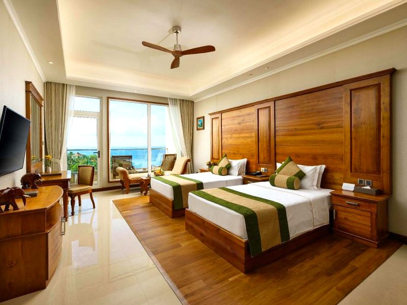 アラリヤ ビーチ リゾート & スパ ウナワトゥナ (Araliya Beach Resort & Spa Unawatuna- Where you meet the sea all year)の写真