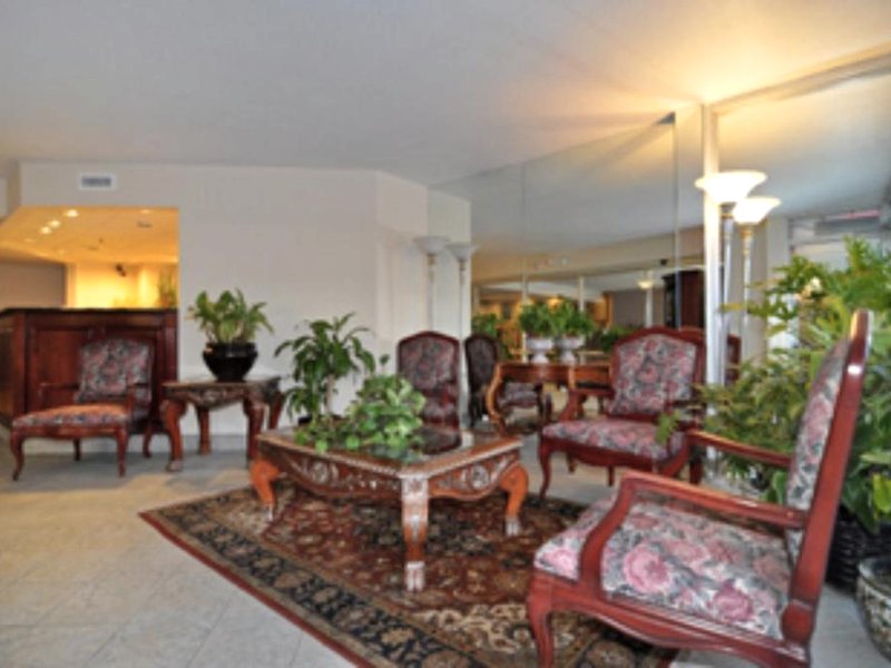 Gold Leaf Hotel of Deweyの写真