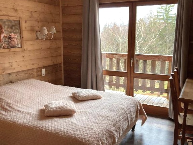 GITE DE LA BOULOIE - 8 Chambres avec sdbの写真