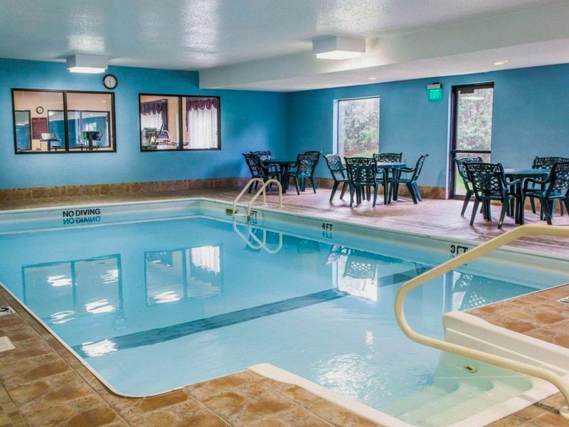 クオリティ イン & スイーツ サウス ベンド エアポート (Quality Inn & Suites South Bend Airport)の写真