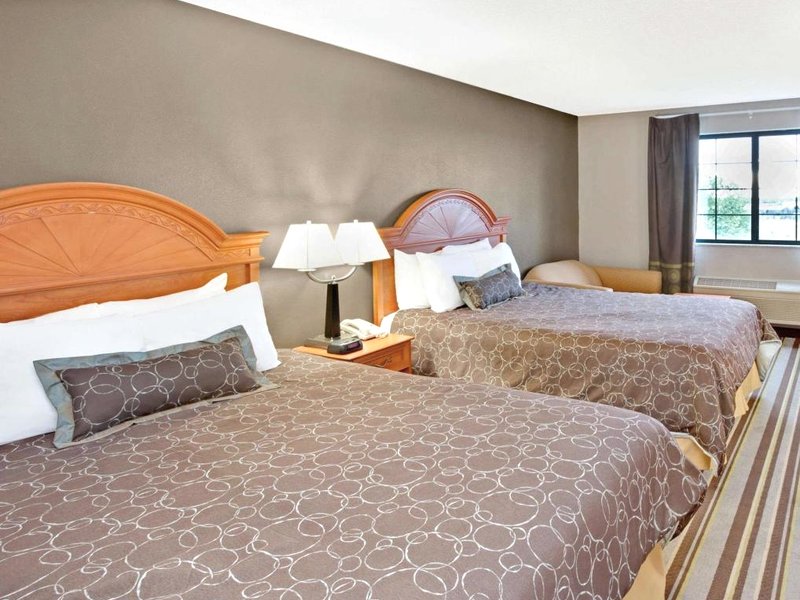 スーパー 8 バイ ウインダム サウス ベンド (Super 8 By Wyndham South Bend)の写真