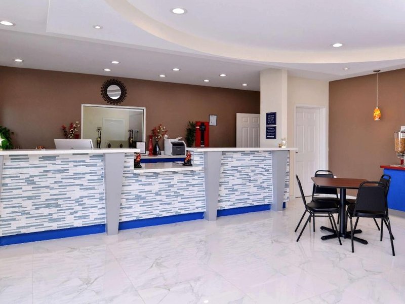 アメリカズ ベスト バリュー イン&スイーツ スプリング ヒューストン N (Americas Best Value Inn & Suites Spring Houston N)の写真