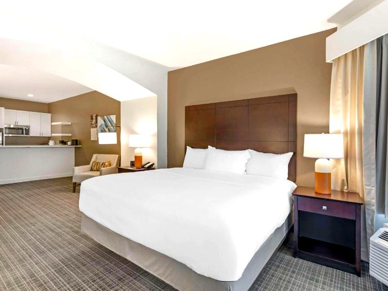 Comfort Inn & Suites Verona at Turning Stone Resort Casinoの写真