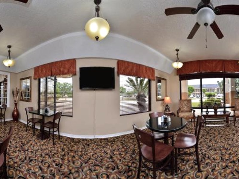 ベストウェスタン イン (Best Western Inn)の写真