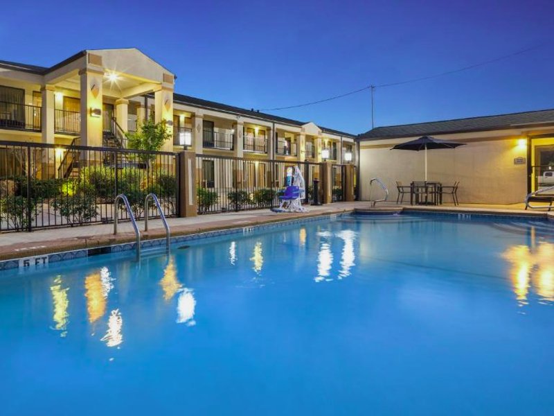 ベストウェスタン イン (Best Western Inn)の写真