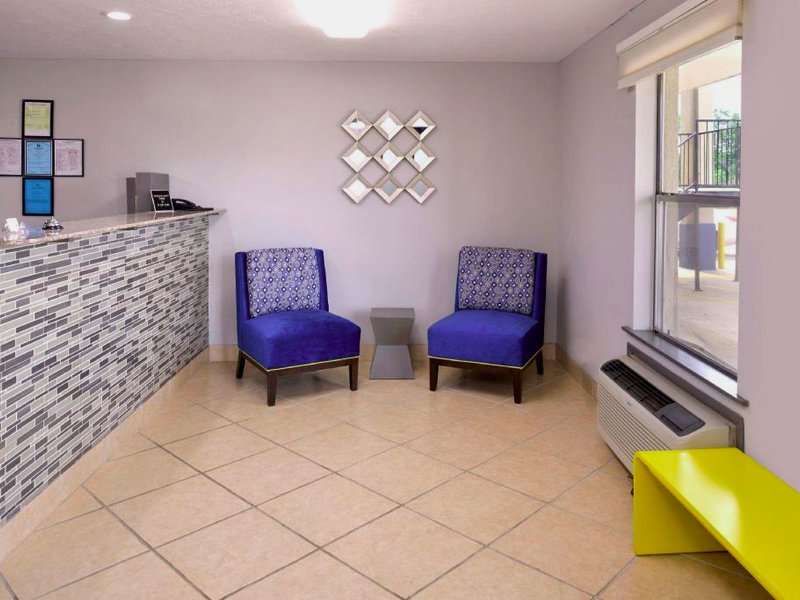 アメリカズ ベスト バリュー イン モンロービル (Americas Best Value Inn Monroeville)の写真