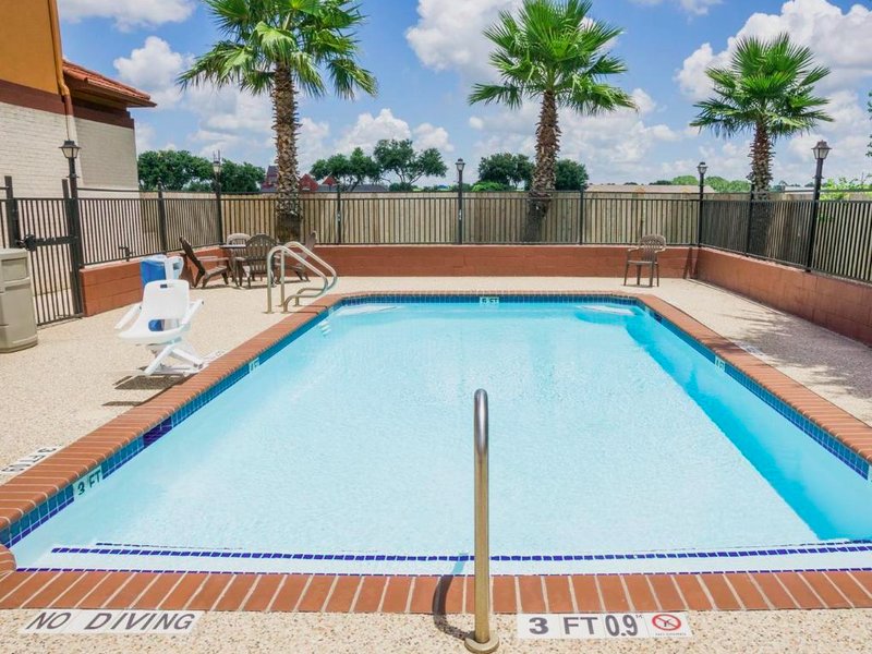 スーパー 8 バイ ウインダム ブルックシャイアー TX (Super 8 By Wyndham Brookshire Tx)の写真