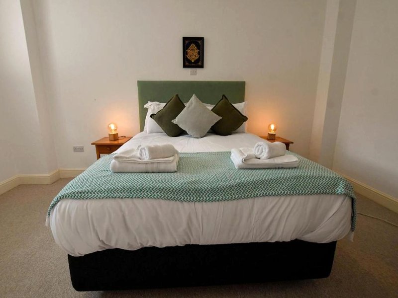 The Dashwood Hotel by Azizの写真