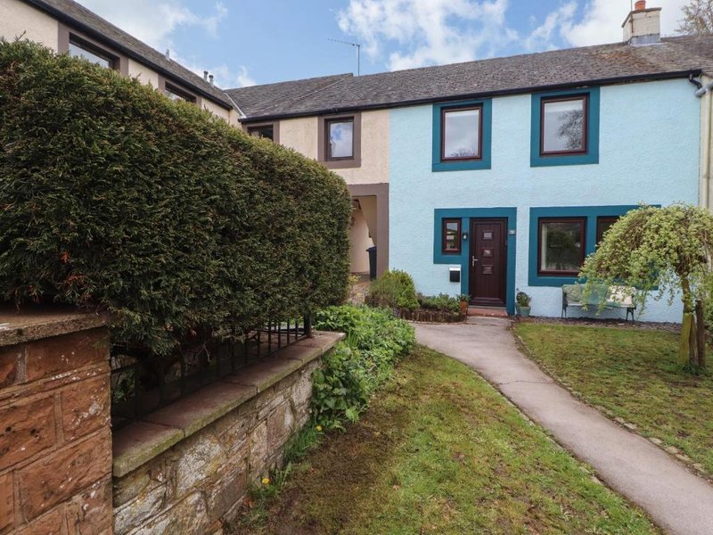 32 Friar Rowの写真