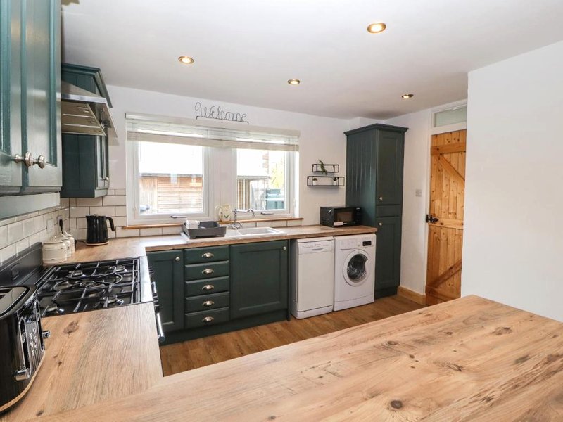 32 Friar Rowの写真