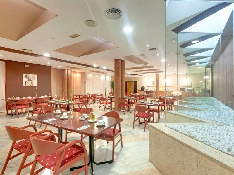 ホテル プエルトジャノ (Hotel Puertollano)の写真