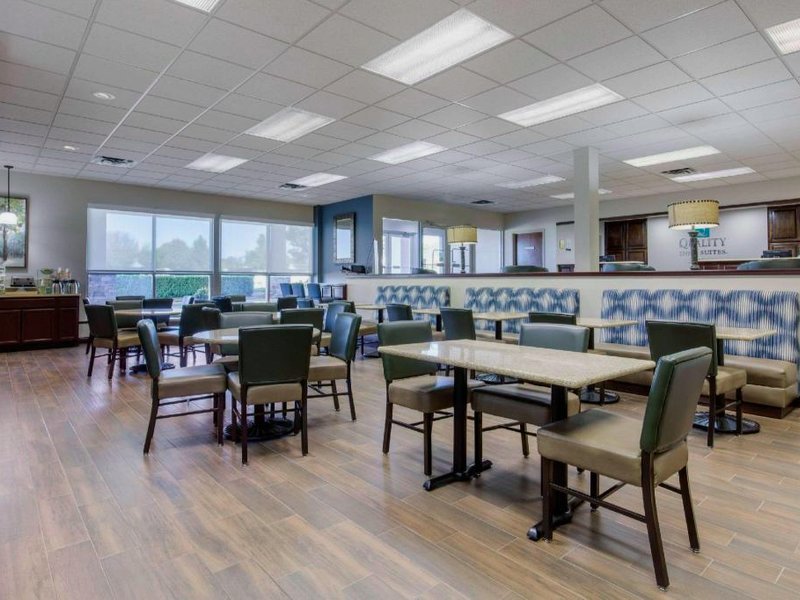 クオリティ イン&スイーツ マウンテン ホーム ノース (Quality Inn & Suites Mountain Home North)の写真