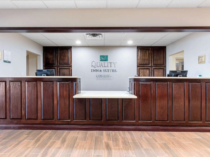 クオリティ イン&スイーツ マウンテン ホーム ノース (Quality Inn & Suites Mountain Home North)の写真