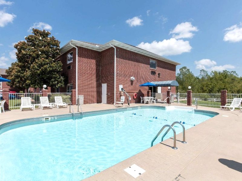 クオリティ イン&スイーツ マウンテン ホーム ノース (Quality Inn & Suites Mountain Home North)の写真