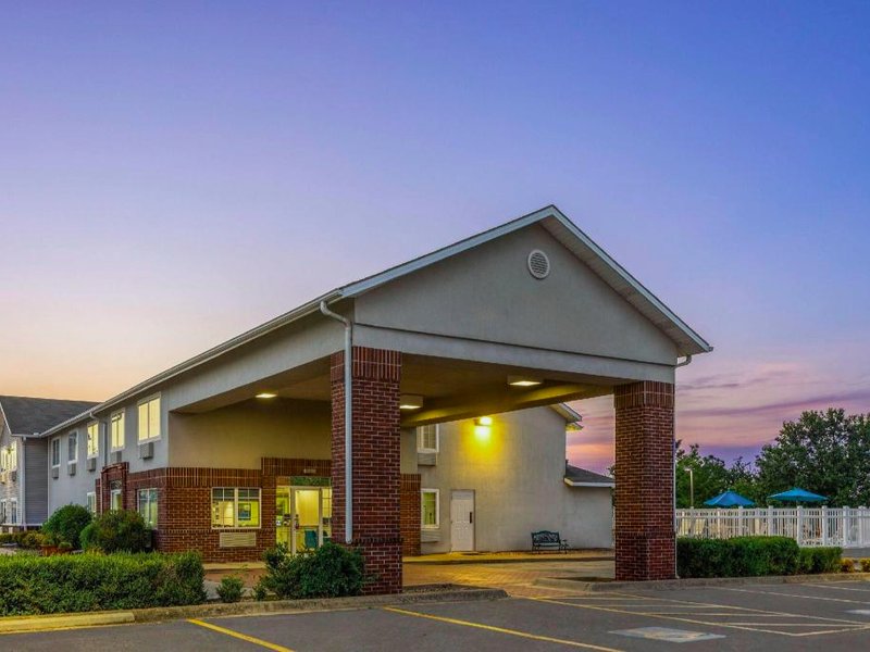 デイズ イン バイ ウィンダム マウンテン ホーム (Days Inn by Wyndham Mountain Home)の写真
