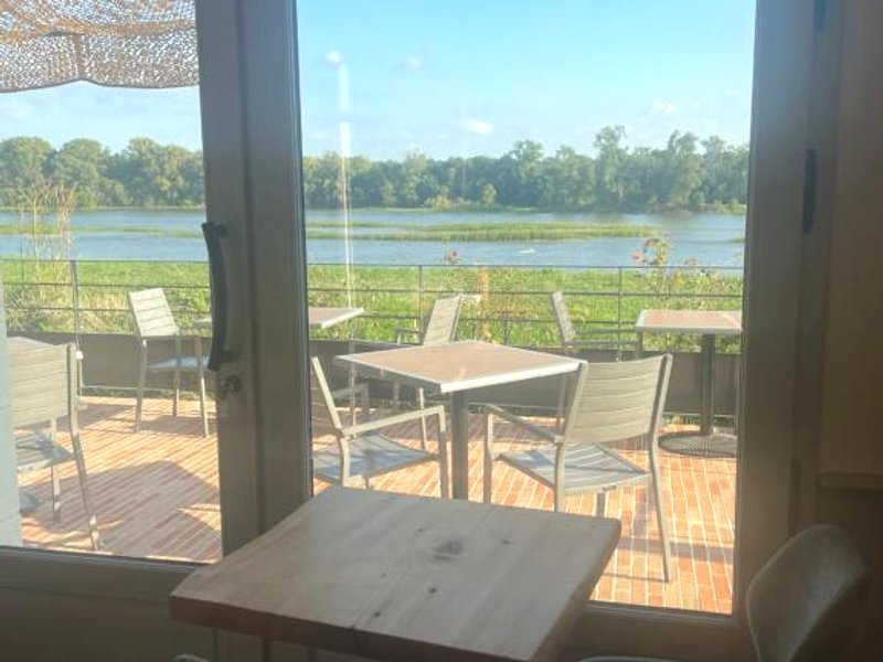 Chambres privées au dessus du restaurant Nuances (Chambres privees au dessus du restaurant Nuances)の写真