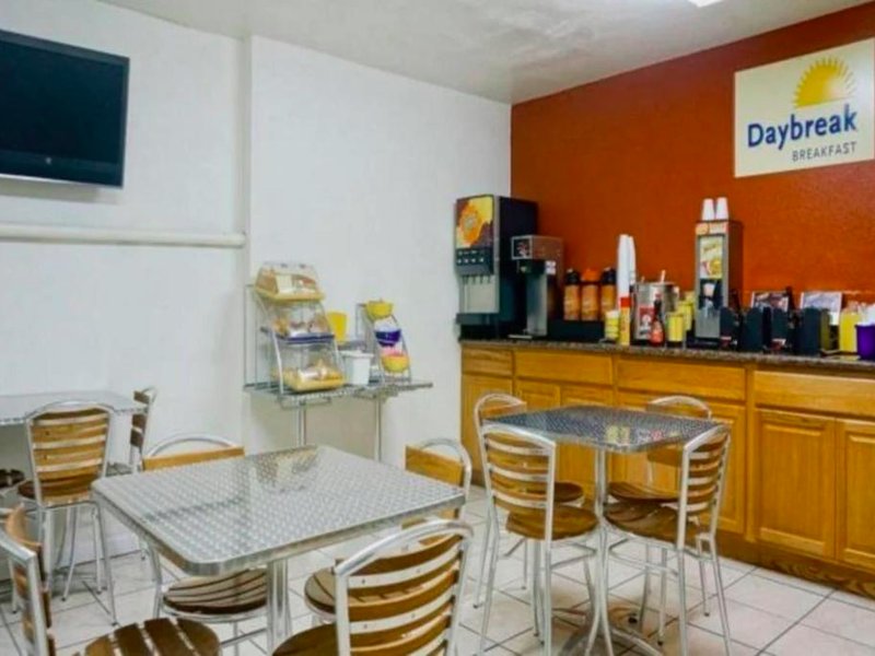 デイズ イン バイ ウィンダム ミッション バレー/SDSU (Days Inn by Wyndham Mission Valley/SDSU)の写真