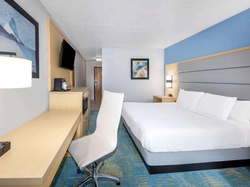 デイズ イン バイ ウィンダム スプリングビル (Days Inn by Wyndham Springville)の写真