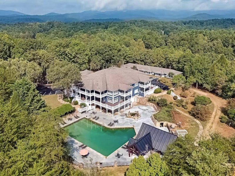 Whitepath Lodge and Resortの写真