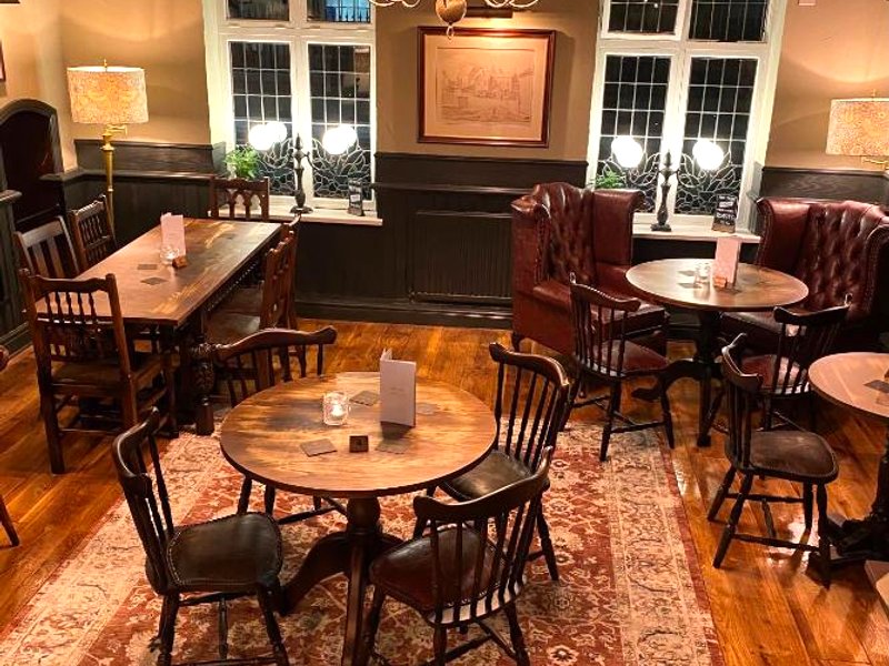 ザ レッド ライオン (The Red Lion)の写真