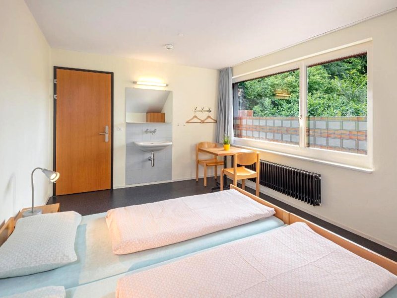 バーデン ユース ホステル (Baden Youth Hostel)の写真