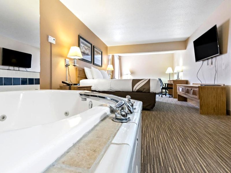 Quality Inn - Storm Lakeの写真