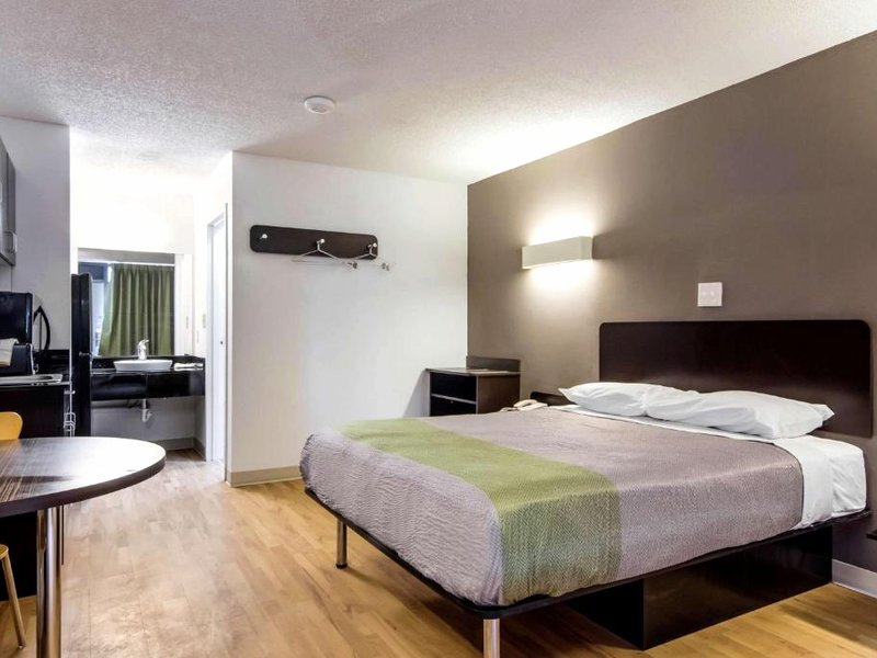 Studio6 Lagrange, GAの写真