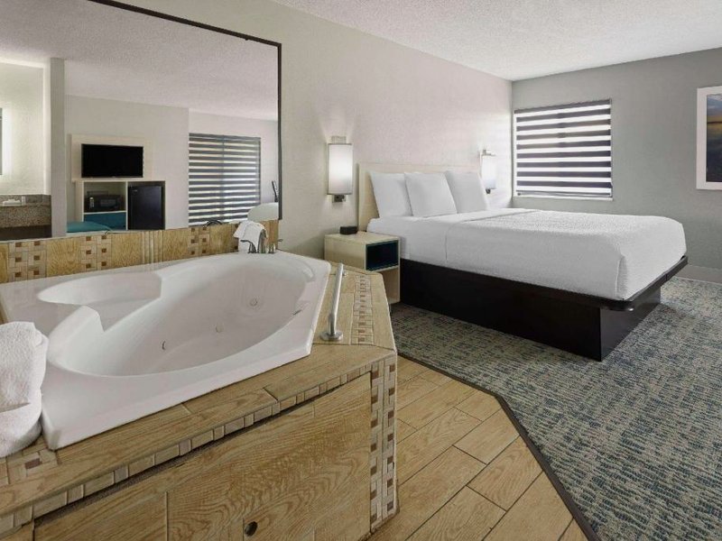 ベイモント バイ ウィンダム ラグレンジ (Baymont by Wyndham LaGrange)の写真