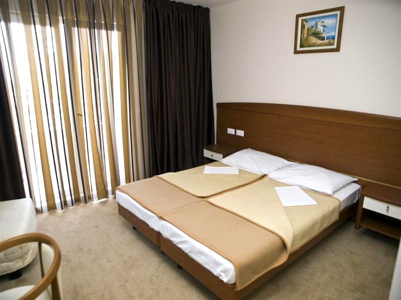 Hotel Neptun Gradacの写真